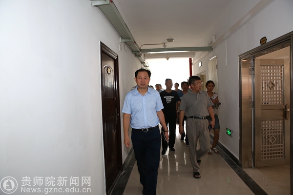 http://news.gznc.edu.cn/__local/9/A5/F5/F340797A089DC657AD3DD796860_9A82E200_251B0.jpg