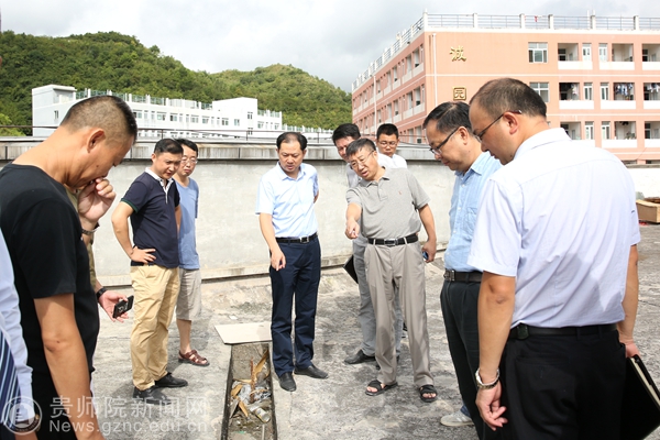 http://news.gznc.edu.cn/__local/E/EC/60/DFC1DB46BB697F2459E5A7F2860_8E8706A2_3A70B.jpg