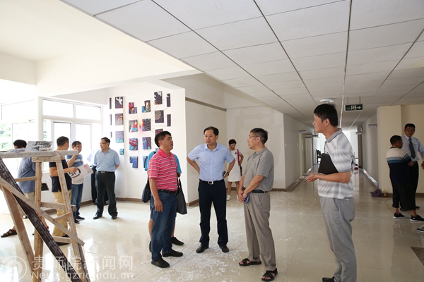 http://news.gznc.edu.cn/__local/B/28/49/AAE9D3CAFDE0AED4C5FCC63FD02_7A7825E5_2E96C.jpg