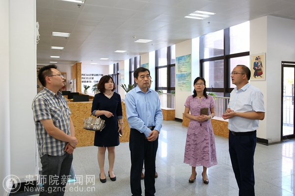 http://news.gznc.edu.cn/__local/7/05/B6/E2A32F2546418728EB3407D3B19_994081B4_314A7.jpg